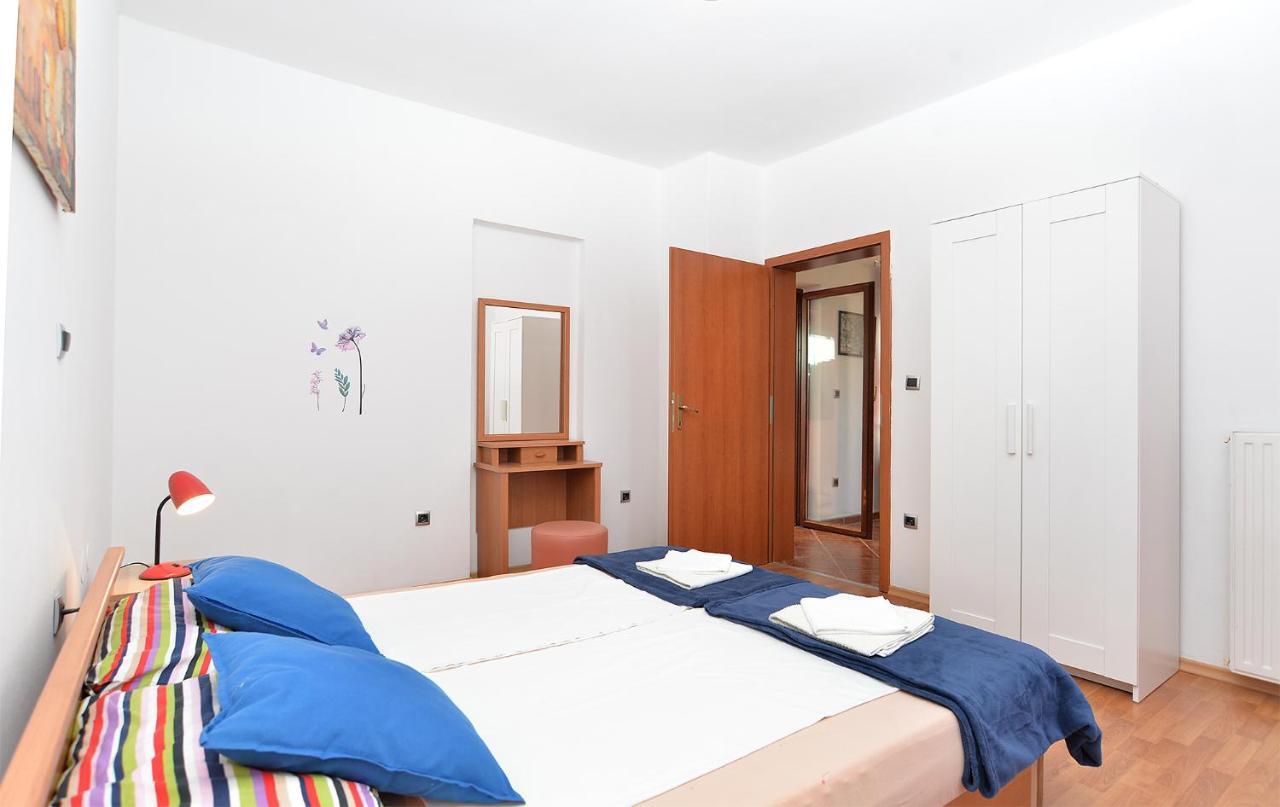 Apartment Puzar 295 Штинян Екстер'єр фото