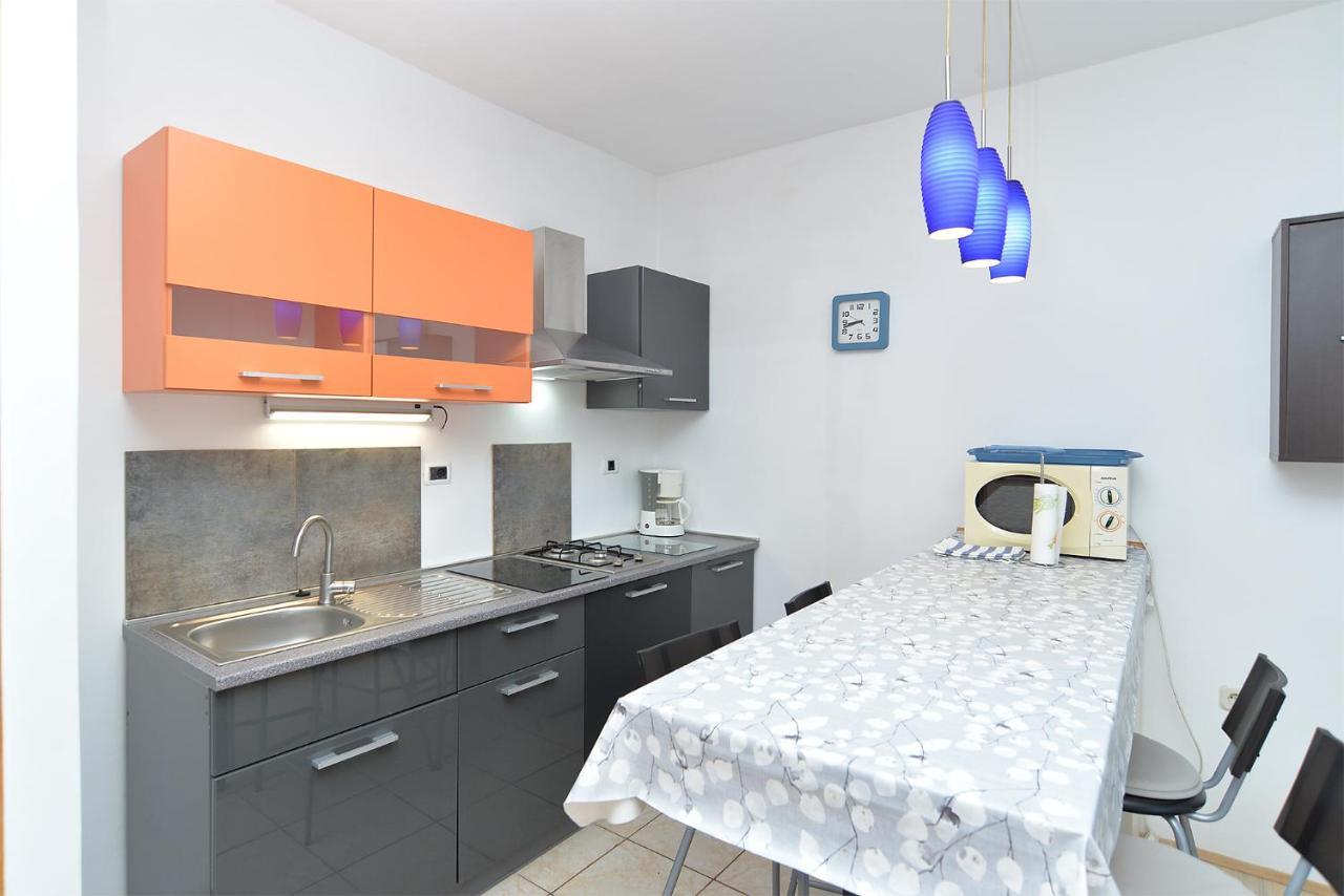 Apartment Puzar 295 Штинян Екстер'єр фото