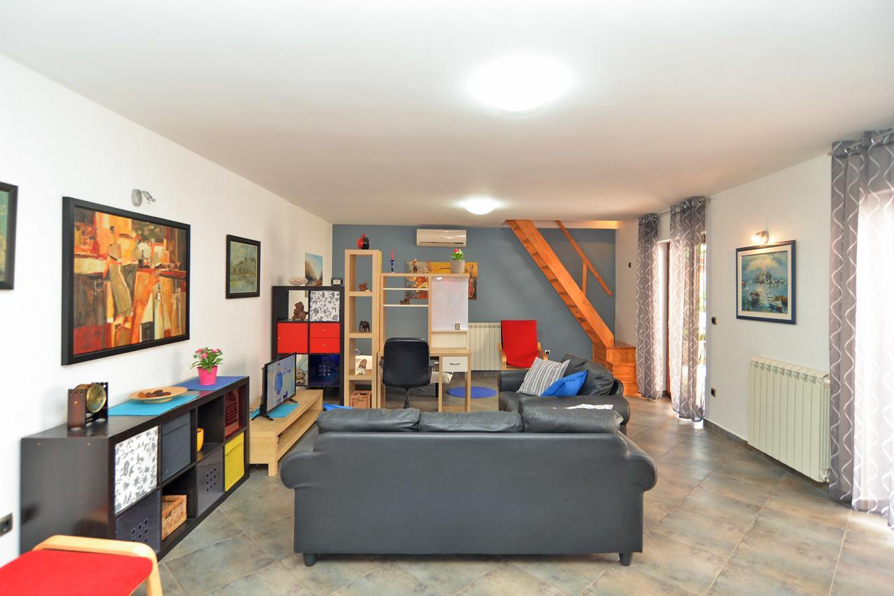 Apartment Puzar 295 Штинян Екстер'єр фото